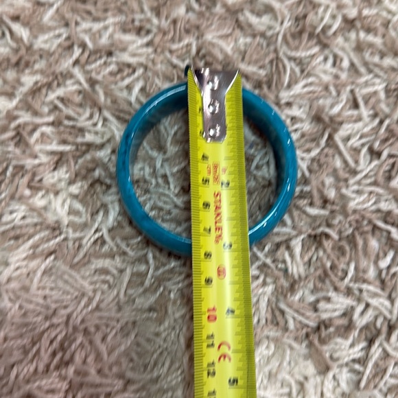 EUC turquoise colour bracelet 1pc - Picture 5 of 6